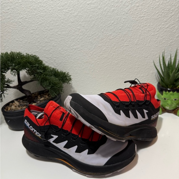 Salomon Red and Black Trail Runners - Picture 1 of 5
